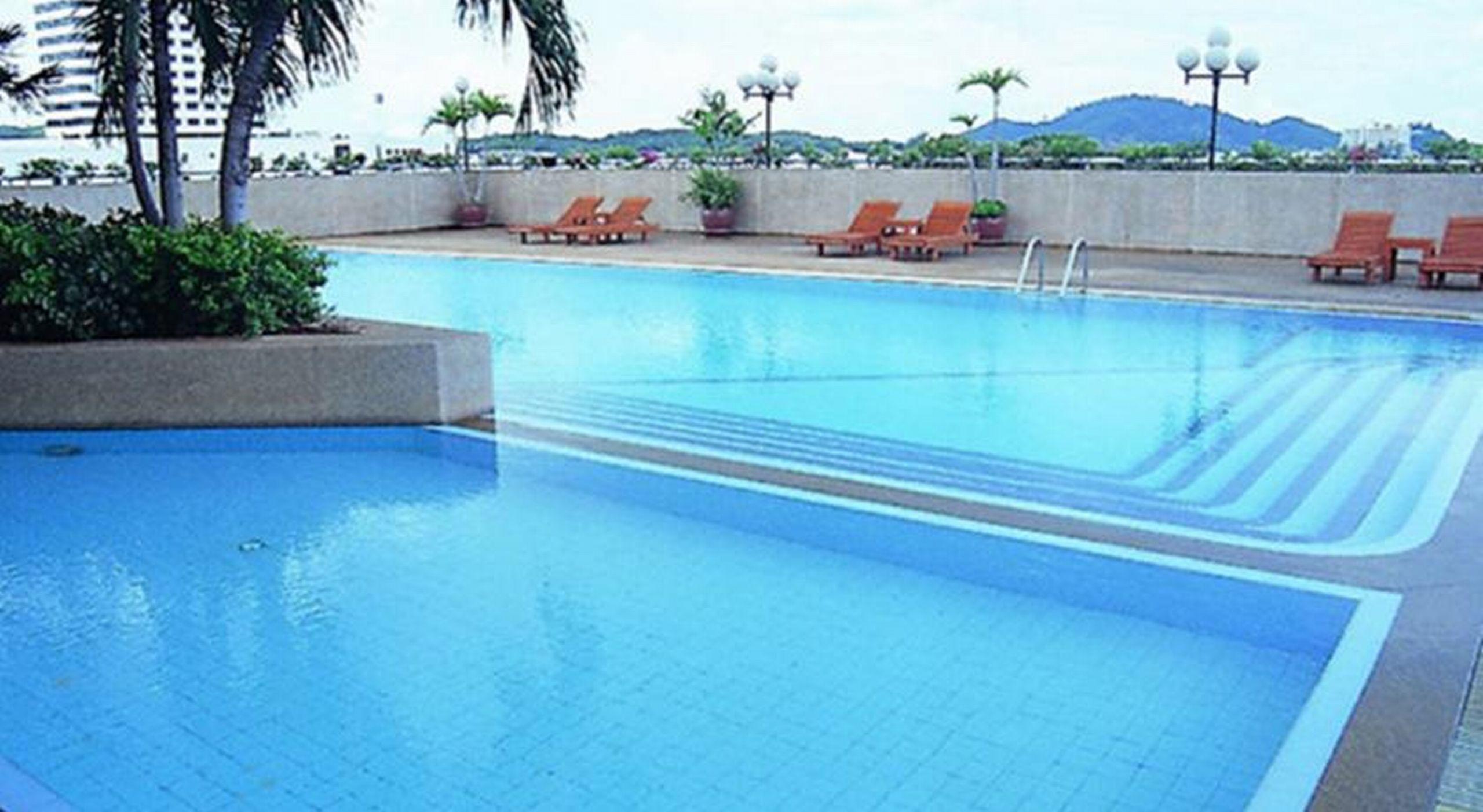 Courtyard By Marriott Phuket Town Hotel Exterior photo