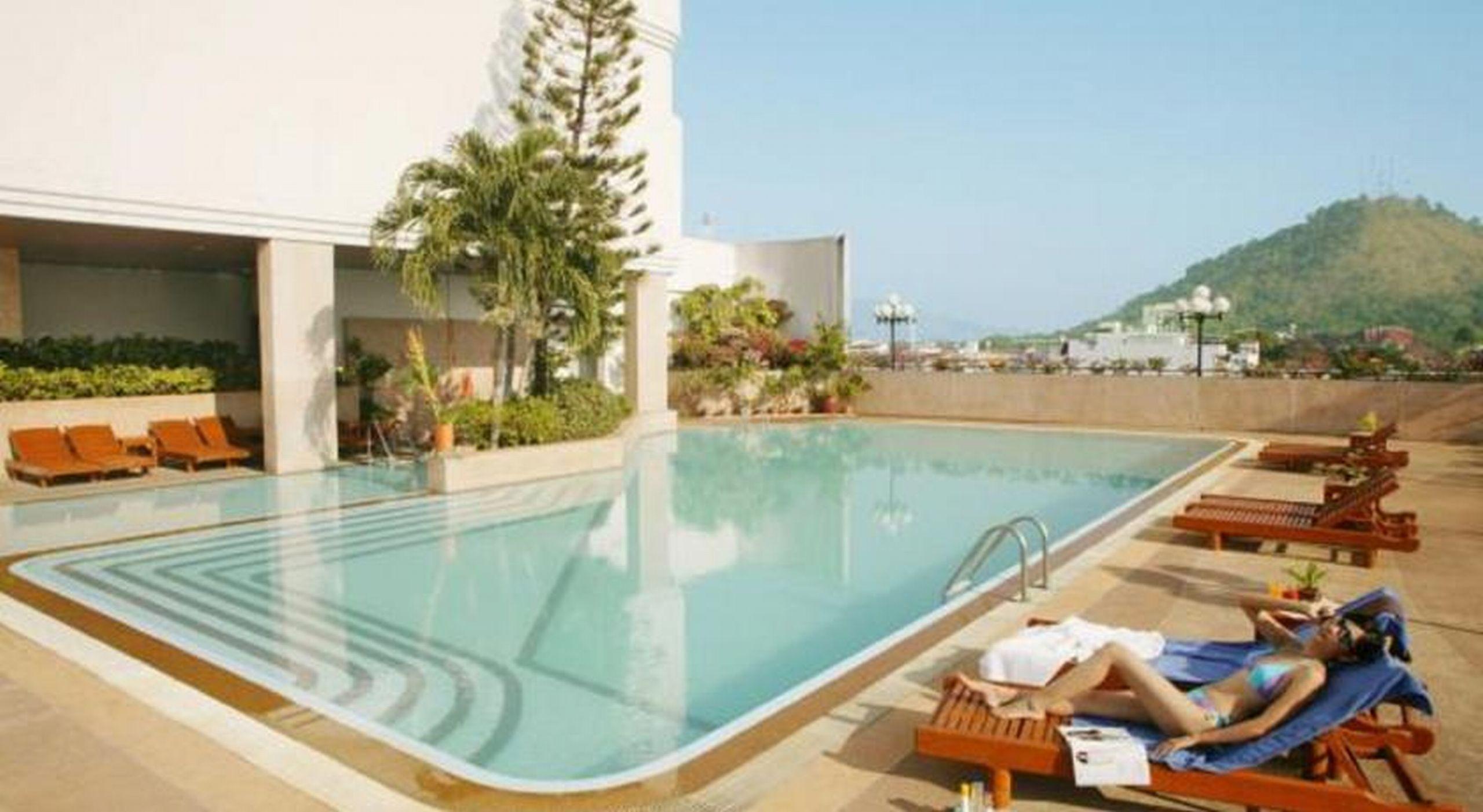 Courtyard By Marriott Phuket Town Hotel Exterior photo