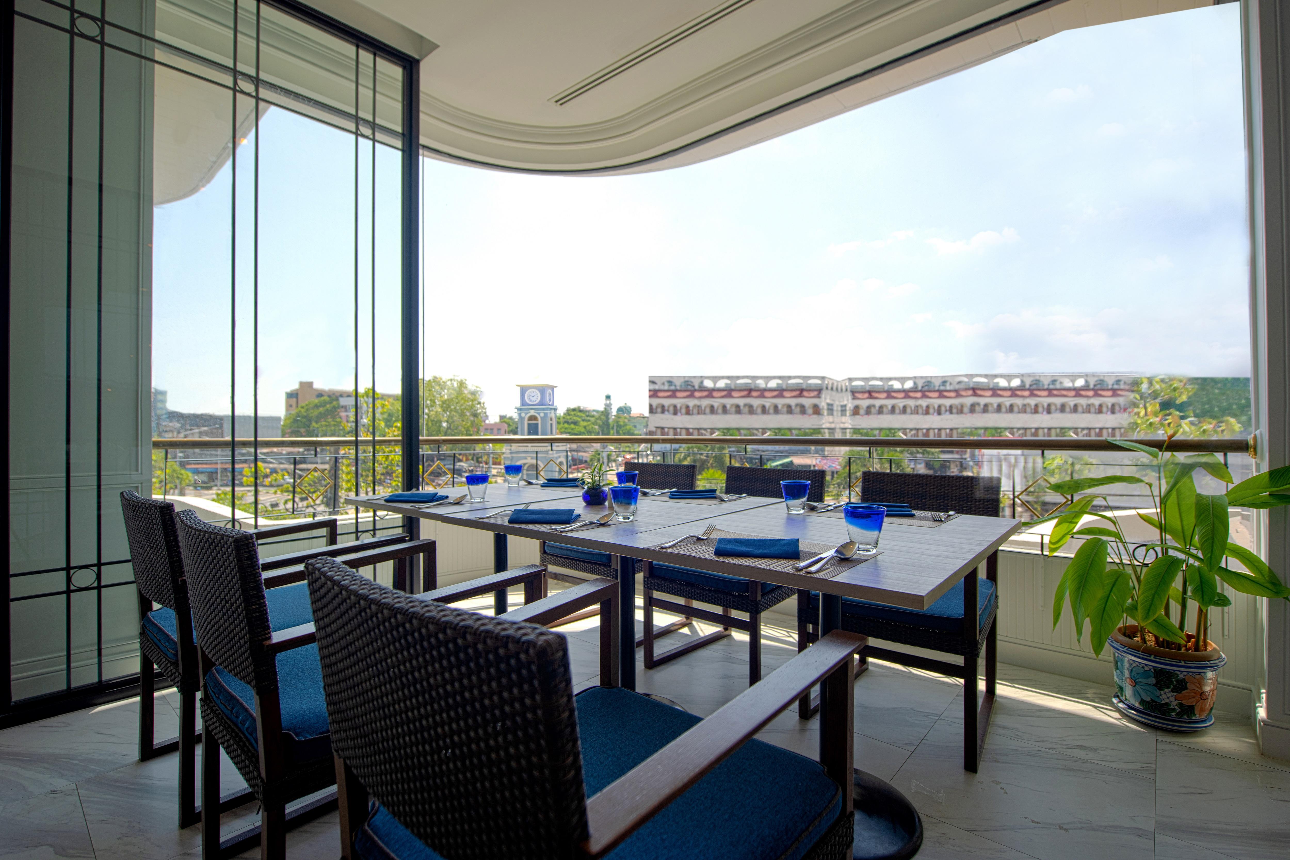 Courtyard By Marriott Phuket Town Hotel Exterior photo