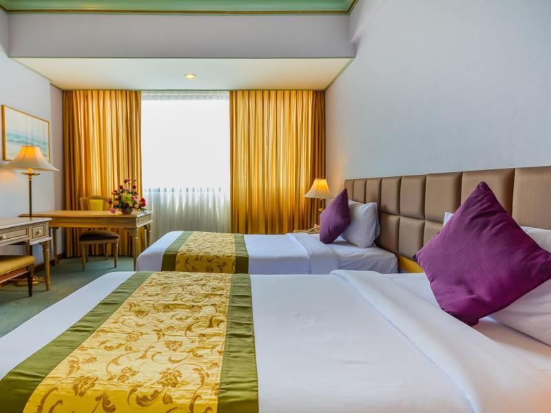 Courtyard By Marriott Phuket Town Hotel Exterior photo